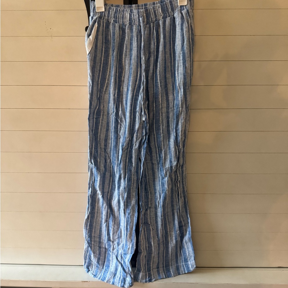 Briggs New York Blue and White Striped pants